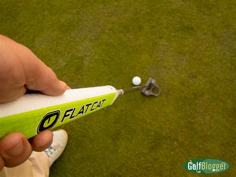 Flat Cat Golf TV Spot, 'Putter Grip'