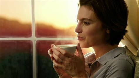 Folgers Gormet Selections TV Spot featuring Nicole Fonarow