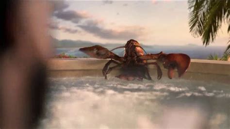 GEICO TV Spot, 'Lobster Hot Tub Party'