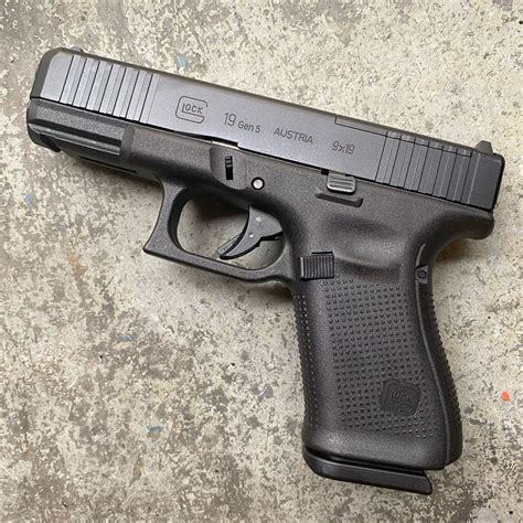 GLOCK 19 Gen 5 logo