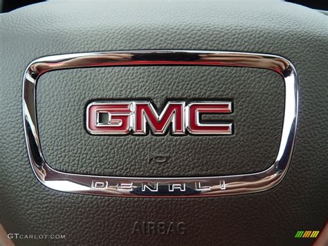 GMC Acadia Denali logo