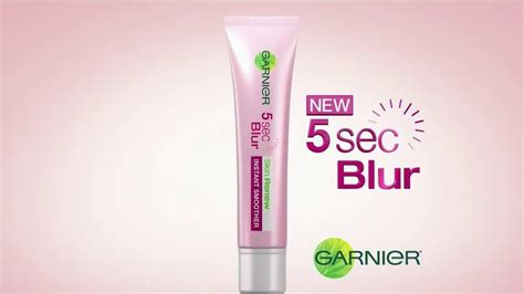 Garnier 5 Sec Blur TV Spot, 'Blur Away Flaws'