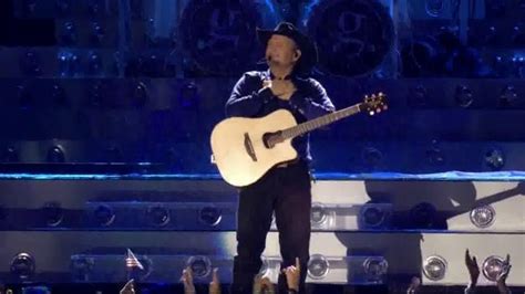 Garth Brooks Yankee Stadium Live TV Spot, 'Once in a Lifetime' created for Garth Brooks