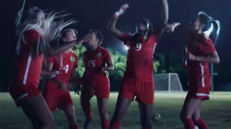 Gatorade Bars TV Spot, 'All of the Lights' Featuring Serena Williams