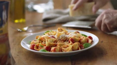 Giovanni Rana Chicken Mozzarella Tortelloni TV commercial - Prison