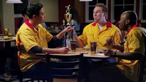 Golden Corral SmokeHouse TV Spot, 'Bowling Night'