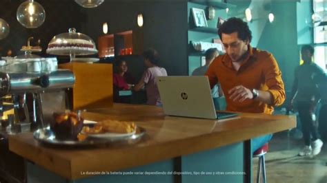 Google Chromebook TV Spot, 'Hasta 12 horas de batería'