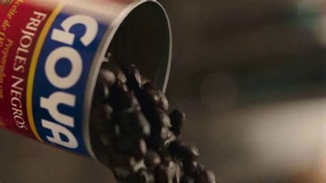 Goya Black Beans TV Spot, 'Comer en casa'