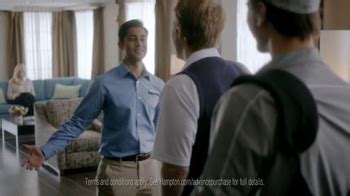 Hampton Inn & Suites TV Spot, 'Weekend Suit' featuring John Ruby