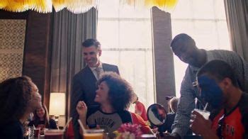 Hampton by Hilton TV Spot, 'ESPN: College Football Game Day' Featuring Rece Davis