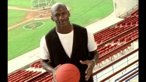 Hanes TV Spot, 'Michael Jordan Trading Cards' created for Hanes