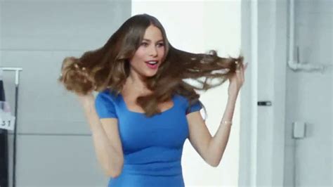 Head & Shoulders 2-in-1 TV Spot, 'Photoshoot' Featuring Sofia Vergara featuring Manolo Gonzalez-Ripoll Vergara