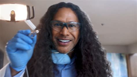 Head & Shoulders Super Bowl 2022 TV Spot, 'Never Not Working: Royal Oils' Featuring Troy Polamalu, Patrick Mahomes featuring Troy Polamalu