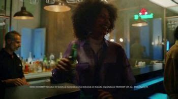 Heineken 0.0 TV Spot, 'Cheers With No Alcohol' cancion de Stevie Wonder
