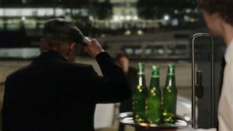 Heineken TV Spot, 'Héroes' con Jackie Stewart