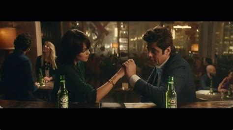 Heineken TV Spot, 'Special Gift' Featuring Benicio del Toro featuring Raquel San Nicolas