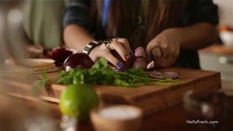 HelloFresh TV Spot, 'Harmony in the Kitchen'