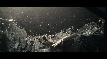 Hennessy TV Spot, 'Glass Shattering'