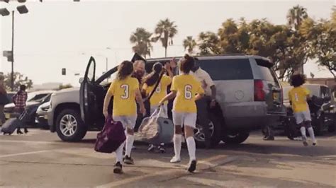 Hertz TV commercial - Extra Mile