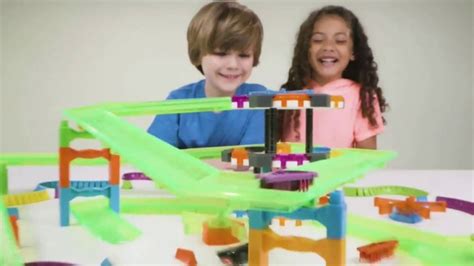Hexbug Nano Flash TV Spot, 'Design Your Own Playground'