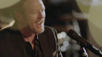 HitsMeUp TV Spot, 'Blake Shelton: Texoma Shore'