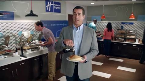 Holiday Inn Express TV Spot, 'Breakfast Excellence Honcho' Ft. Rob Riggle