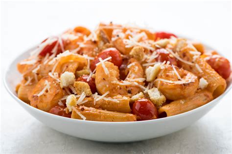 Home Chef Creamy Shrimp Diavolo Rigatoni Bake