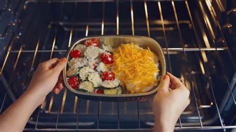 Home Chef TV Spot, 'Home Acing It: 16 Free Meals'