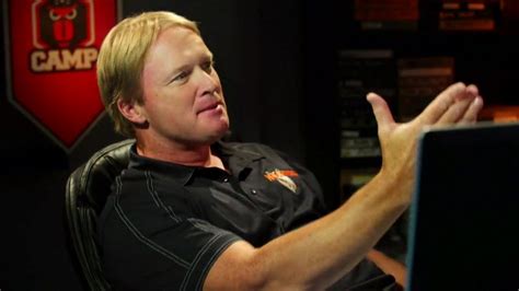 Hooters TV Spot, 'Hoot Camp' Featuring Jon Gruden featuring Jon Gruden