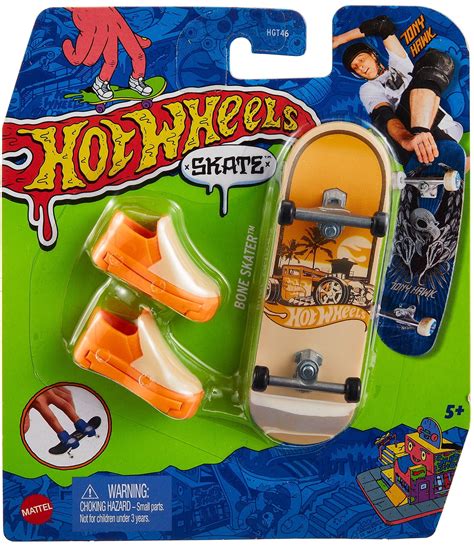 Hot Wheels Skate Tony Hawk Fingerboard & Skate Shoes logo