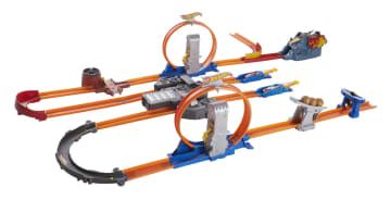 Hot Wheels Track Builder Total Turbo Takeover logo