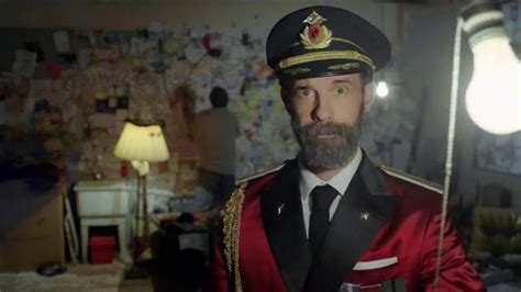 Hotels.com TV Spot, 'The Crazy Guy Trying to Redeem Hotel Points'