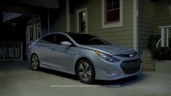 Hyundai Sonata Hybrid TV Spot, 'Lifetime Hybrid Battery Warranty' featuring Wayne Lopez