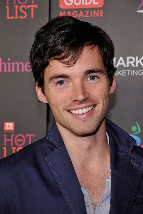 Ian Harding photo