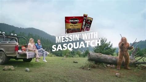 Jack Link's Beef Jerky TV Spot, 'Messin' With Sasquatch: Bubbly' featuring J. Michael Collins