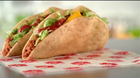 Jack in the Box Famous 2 Tacos TV Spot, 'Ascensor: Justine'