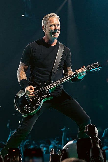 James Hetfield photo