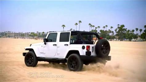 Jeep TV Spot, 'Call of Summer' Song by Michael Jackson featuring Kyrie Irving