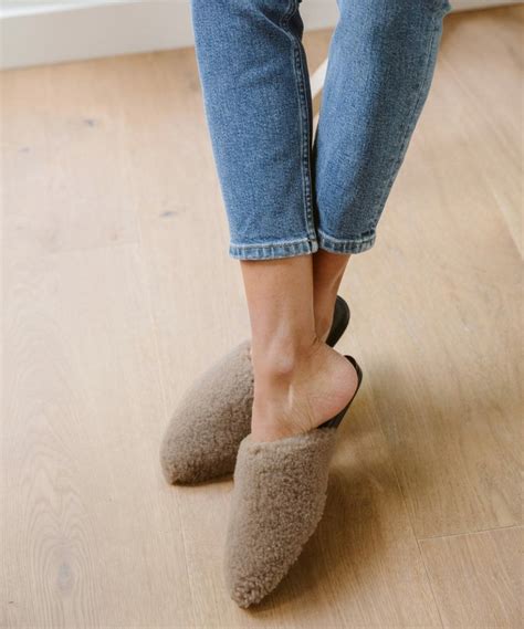 Jenni Kayne Shearling Mule logo