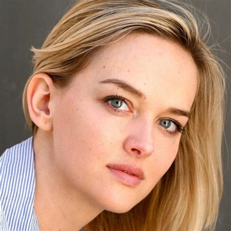 Jess Weixler photo