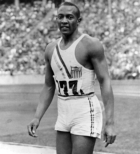 Jesse Owens photo