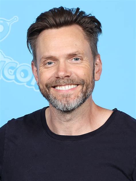 Joel McHale photo