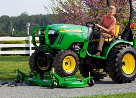 John Deere 60D AutoConnect Mid-Mount Mower tv commercials