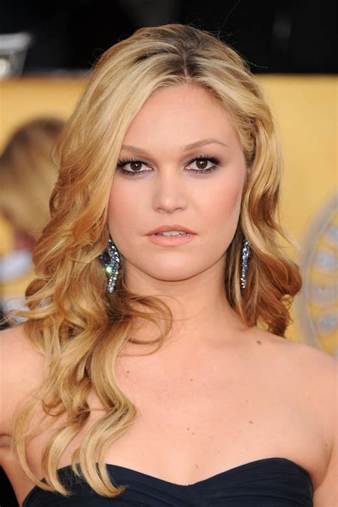 Julia Stiles photo