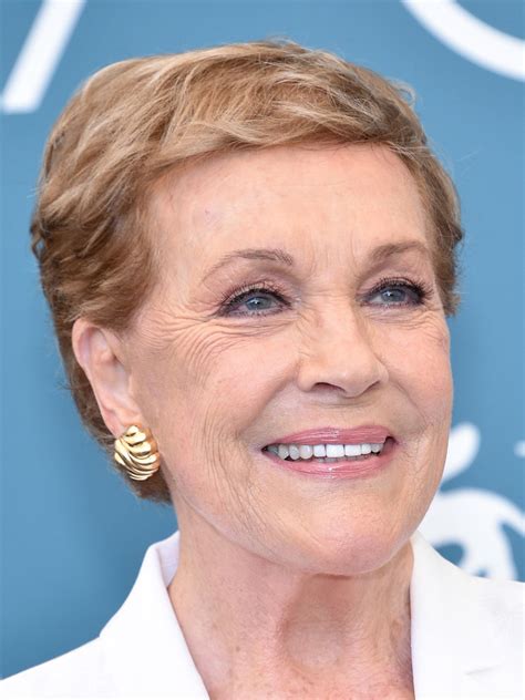 Julie Andrews photo