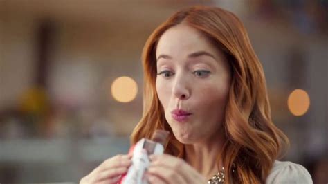 Kinder Bueno TV Spot, 'Wait For it'