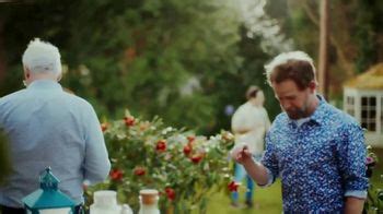 Kleenex TV Spot, 'Bring on the Blooms' created for Kleenex