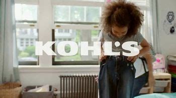 Kohl's Friends + Family Sale TV Spot, 'Tops, Sketchers and Towels'