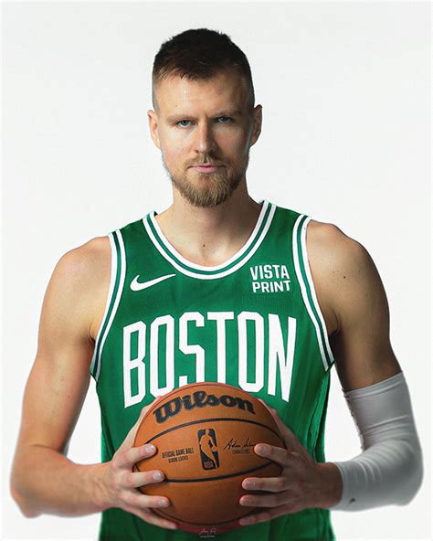 Kristaps Porzingis photo