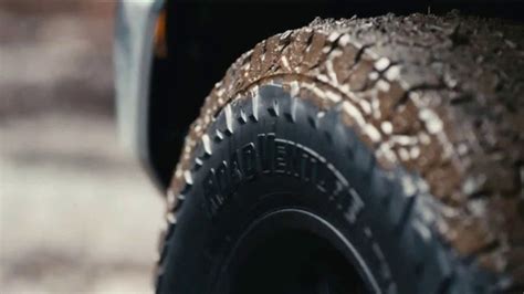 Kumho Tires TV commercial - Labels